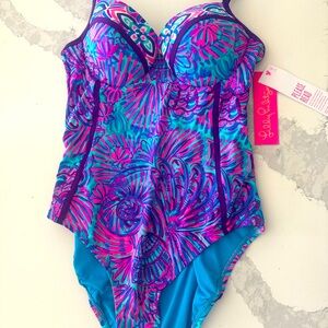 NWT Lilly Pulitzer Women’s Bathing Suit- size 8